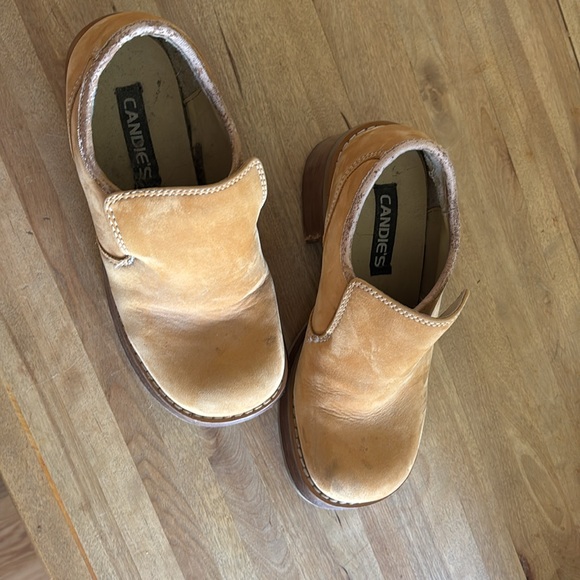 Tan Leather Mules with Chunky Sole - Picture 2 of 6
